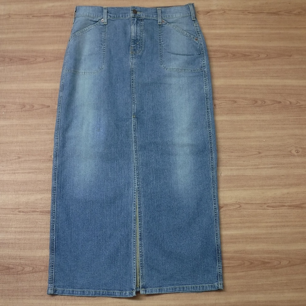 *Levi Strauss Signature Blue Jean Long Skirt*